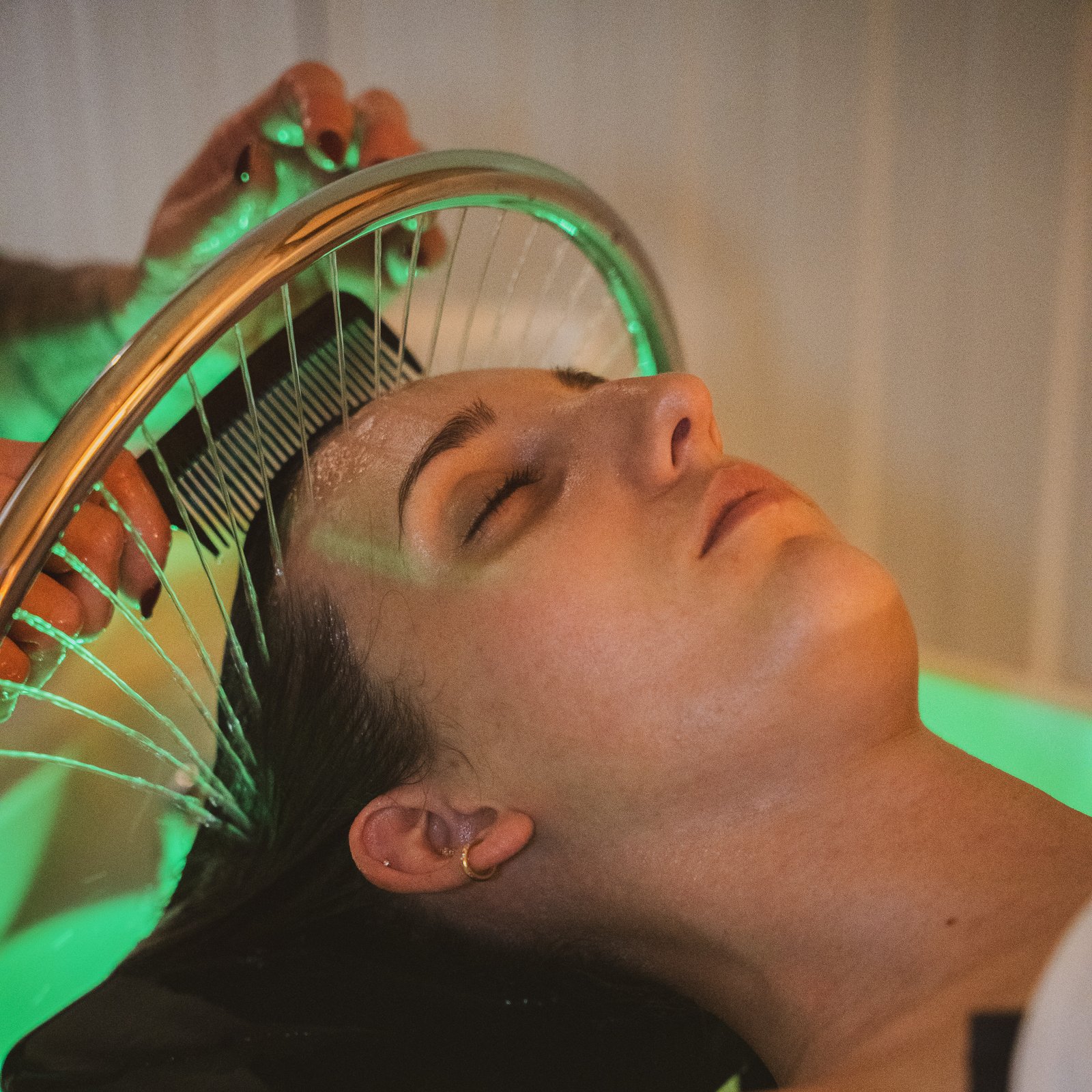 Silvery SHAZAY HeadSpa 75 minuten – Peau-tique Menen